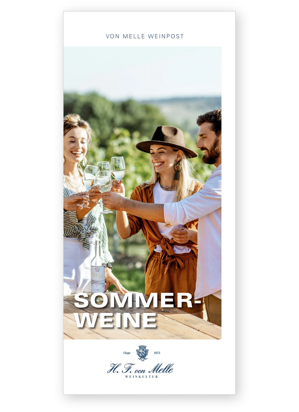 Titel der Weinpost Sommer 2025 mit anstoßenden Gästen